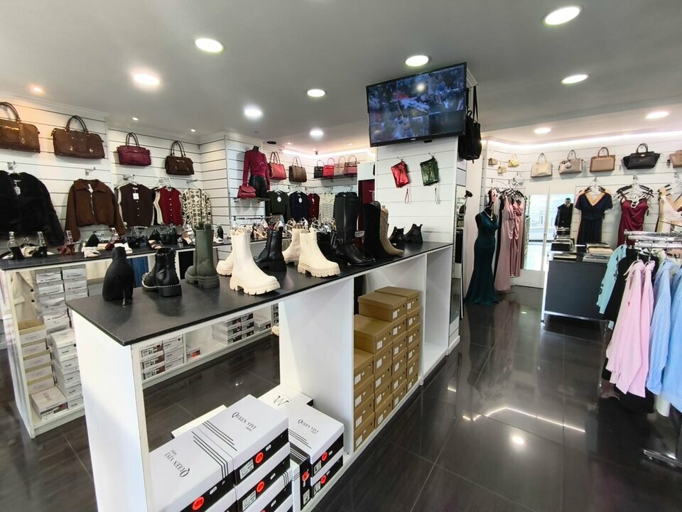 Local commercial excellente visibilité – Emplacement stratégique