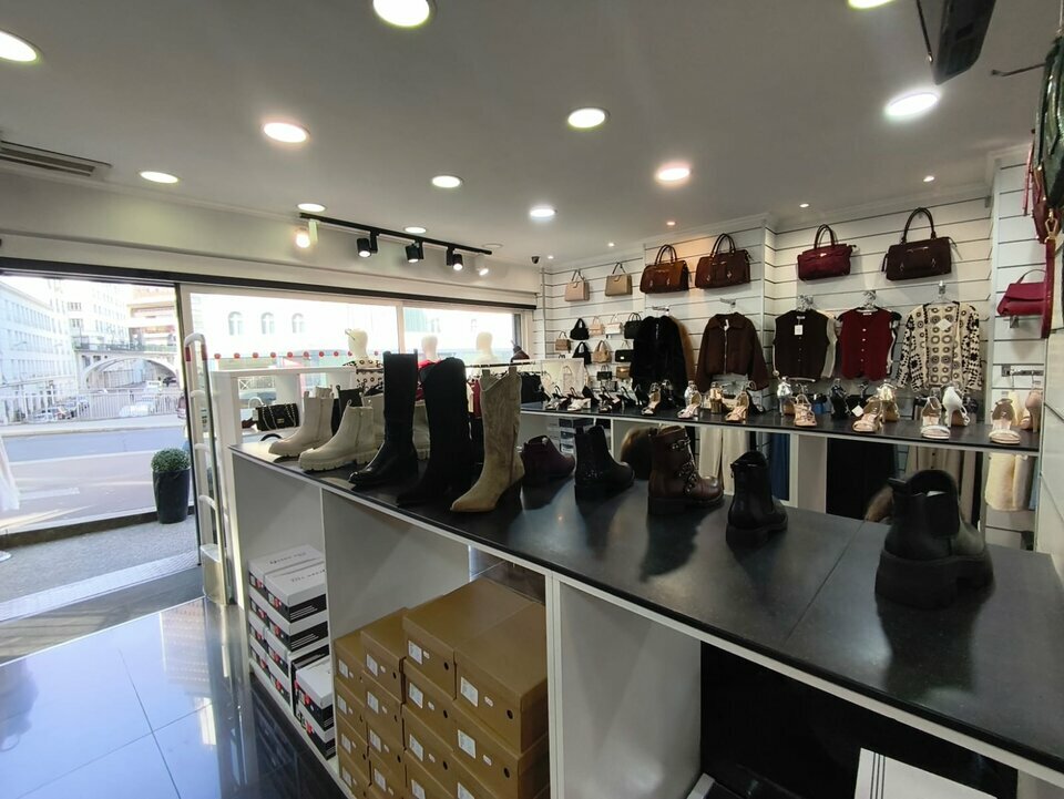Local commercial excellente visibilité – Emplacement stratégique