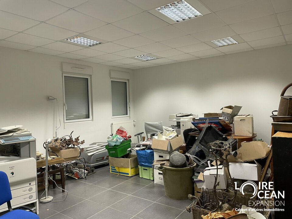 À louer  Ensemble de bureaux à Vallet
