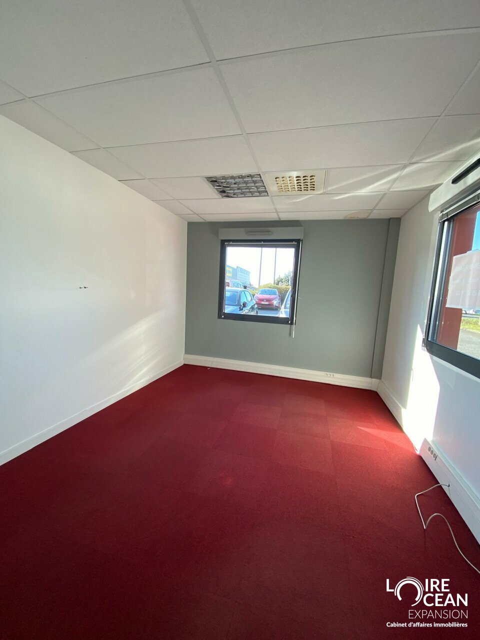 A LOUER BUREAUX / ZONE POLE SUD