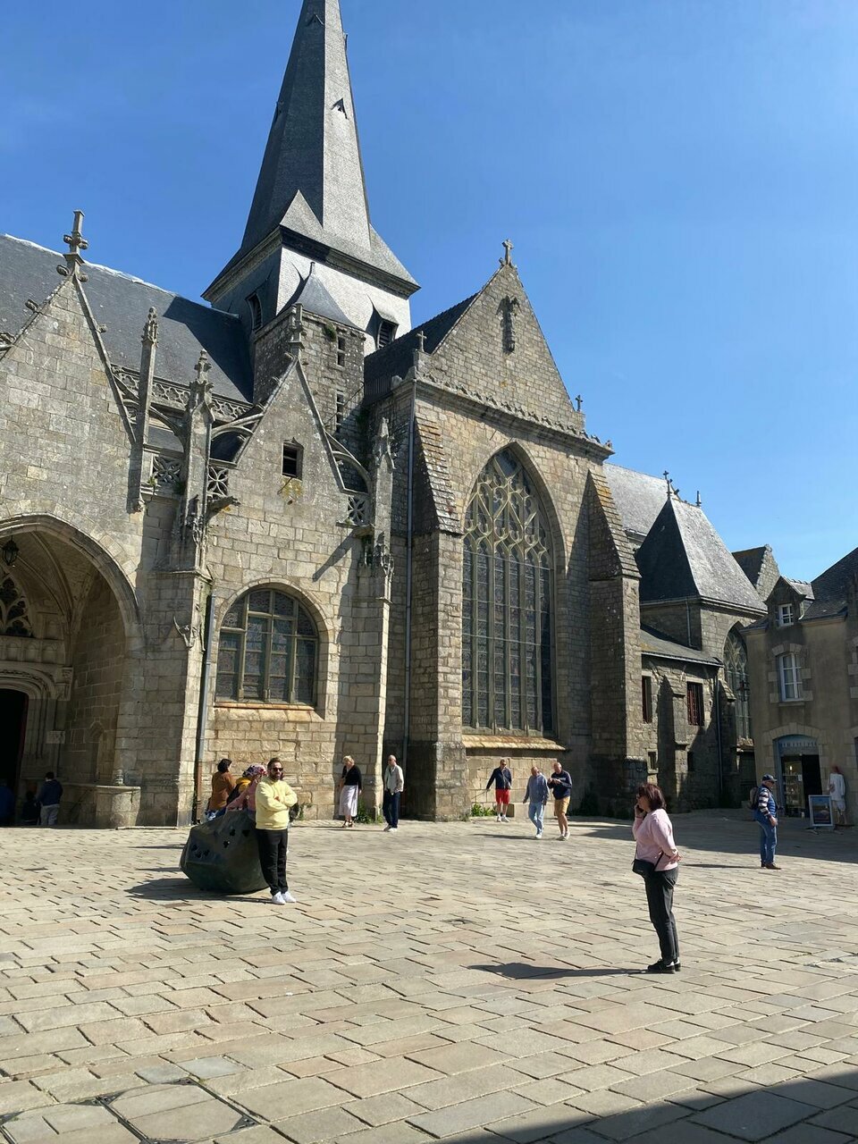 À VENDRE – CRÊPERIE – GUÉRANDE INTRA-MUROS (44) – EMPLACEMENT N°1