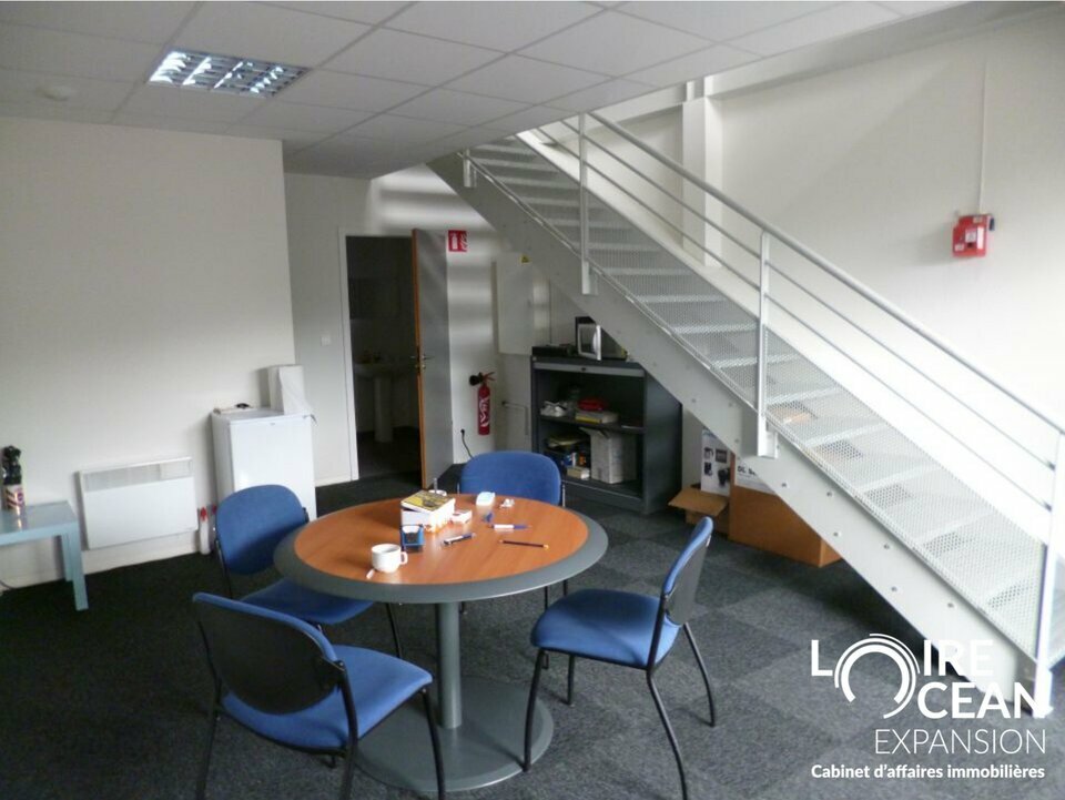 A LOUER BUREAUX
