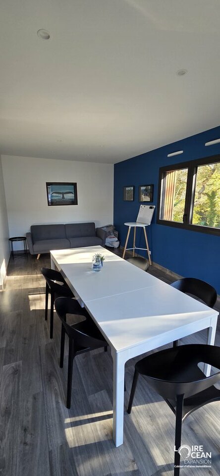 A VENDRE – LOCAL PROFESSIONNEL – HERBIGNAC