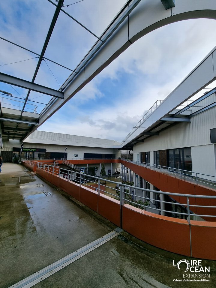 A VENDRE LOCAL COMMERCIAL