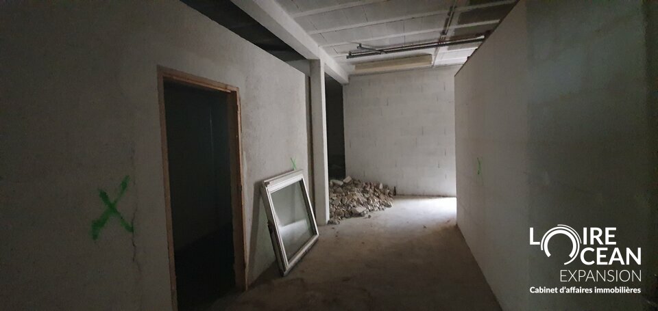 À Vendre  Local commercial de 250 m²  Saint-Sébastien-sur-Loire