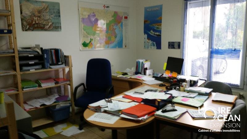 A LOUER BUREAUX