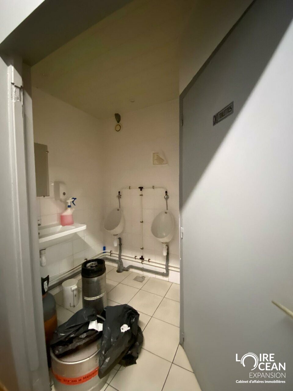 A VENDRE IMMEUBLE MIXTE