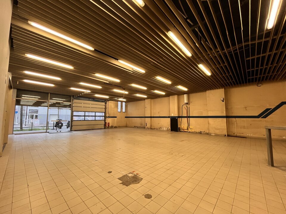 LOCAL D&rsquo;ACTIVITÉ URBAINES A VENDRE