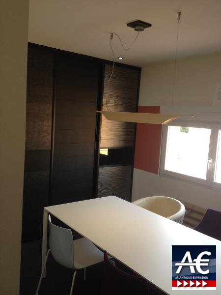 BUREAUX AVEC SHOWROOM À LOUER À PORNIC
Belles prestations