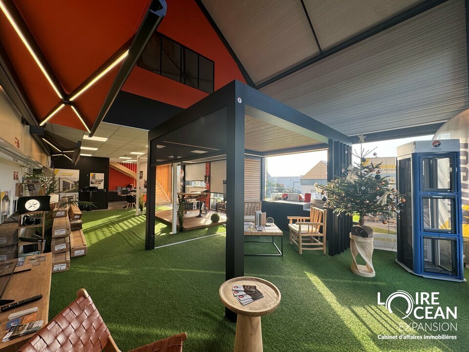 OPPORTUNITE RARE – A LOUER LOCAL COMMERCIAL – ZONE DE VILLEJAMES