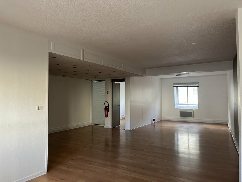A LOUER et A VENDRE – Bureaux 80m2 rue de Strasbourg
