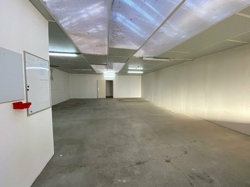 A LOUER LOCAL ACTIVITE