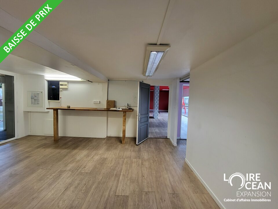 LOCAL COMMERCIAL AXE PASSANT PORNIC !