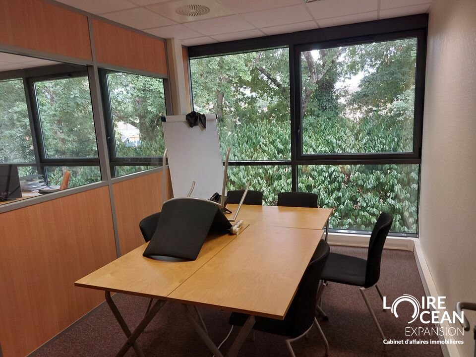 A LOUER BUREAUX