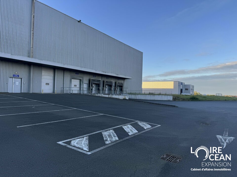 Bâtiment industriel 6 500 m²  Sèvremoine (49)  Site clé en main
