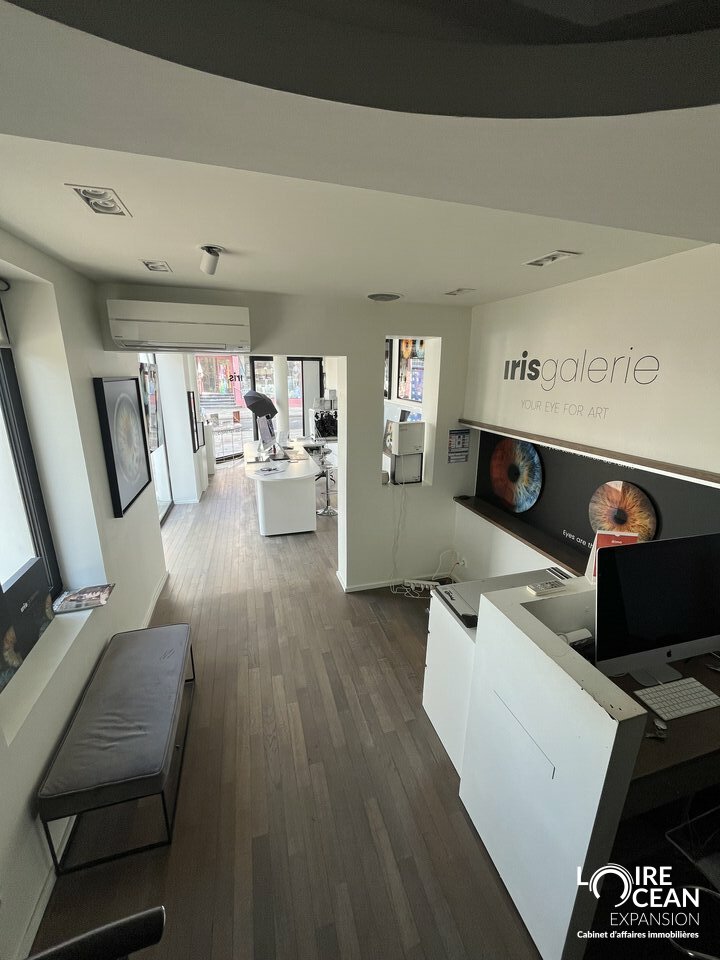 LOCAL COMMERCIAL A CEDER- EMPLACEMENT NUMERO 1 LA BAULE