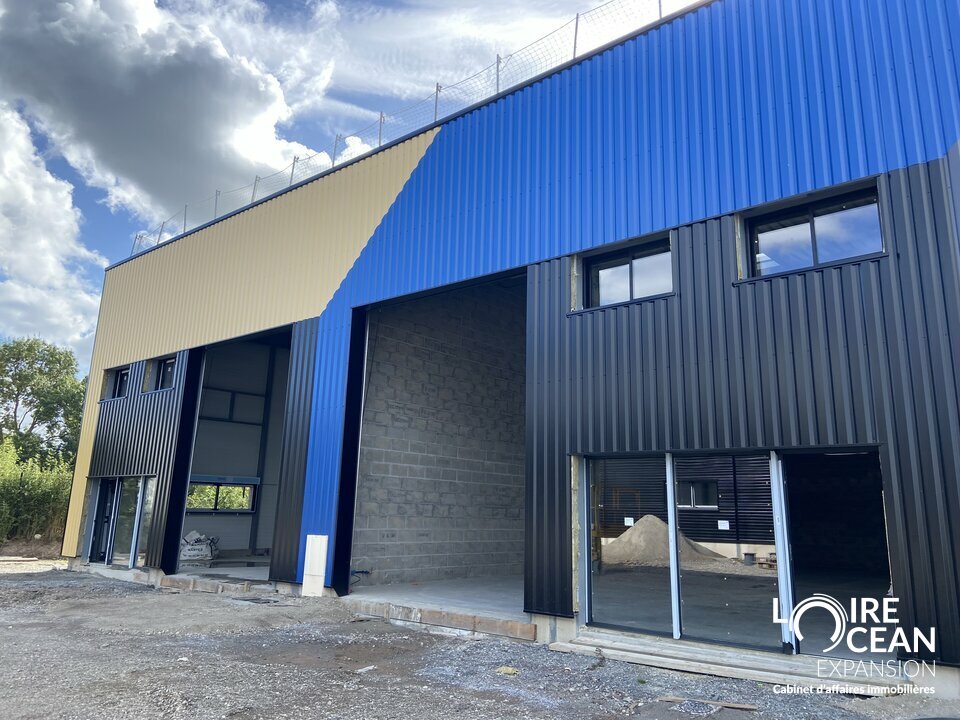 Location cellules de 200 m² à ANCENIS  Zone d’activités de Manitou