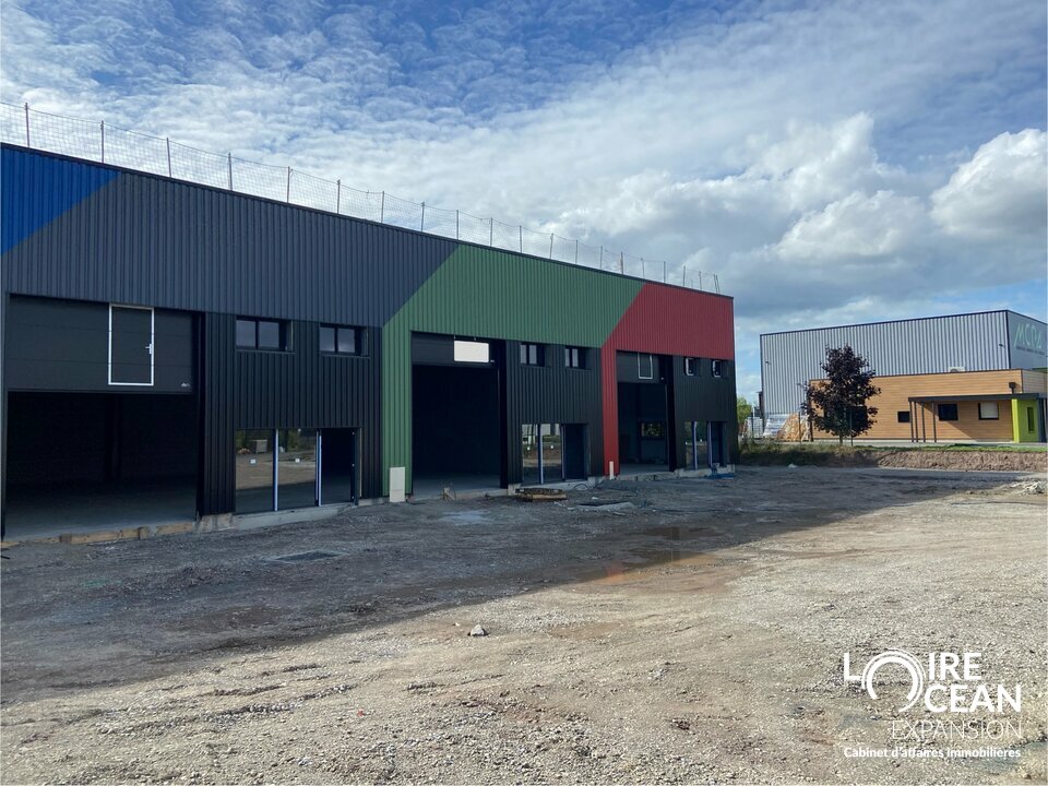 Location cellules de 400 m² à ANCENIS  Zone d’activités de Manitou