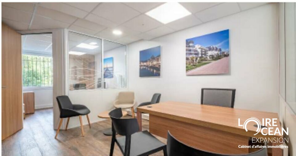 A LOUER – LOCAL COMMERCIAL – BUREAUX CENTRE VILLE DE LA BAULE