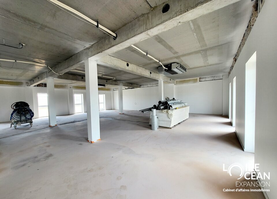 ETAGE PRIVATIF DANS IMMEUBLE NEUF