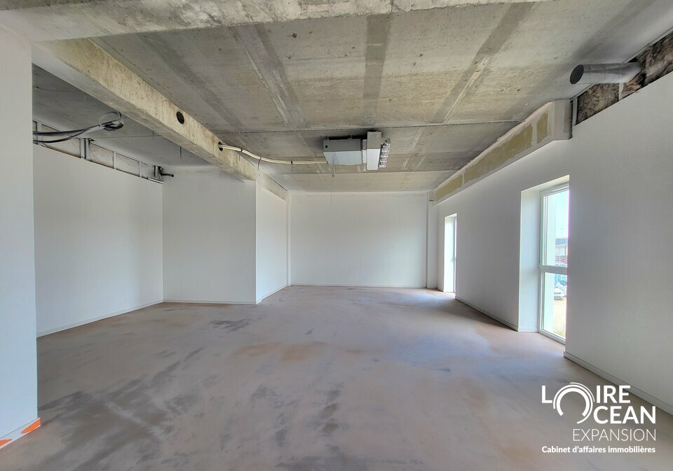 ETAGE PRIVATIF DANS IMMEUBLE NEUF