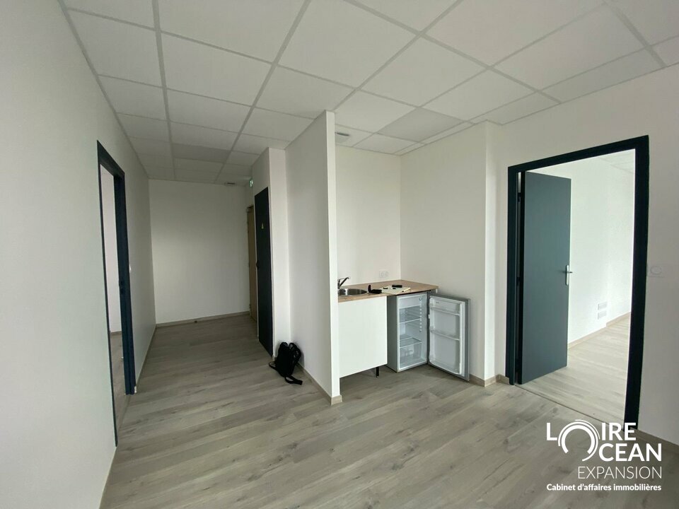 A LOUER BUREAUX CLISSON