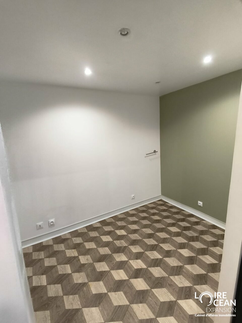 Local commercial 43 m² – Rue semi-piétonne Talensac / St-Mihiel