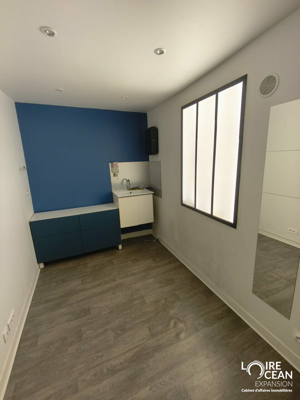 Local commercial 43 m² – Rue semi-piétonne Talensac / St-Mihiel