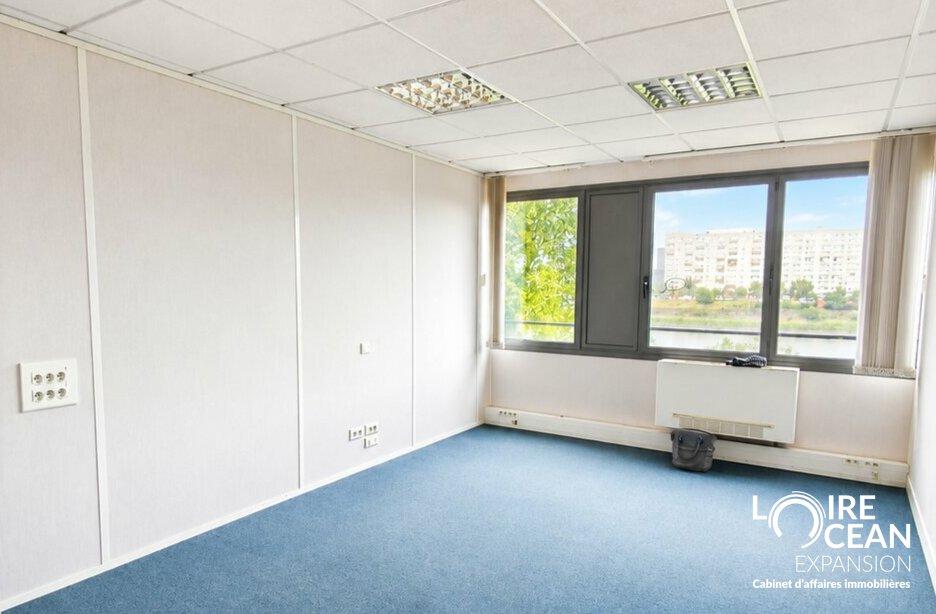 Bureaux lumineux vue Loire