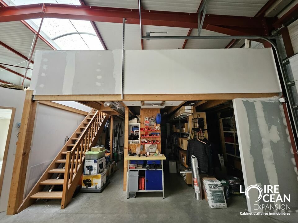 Disponibilité : Janvier 2025