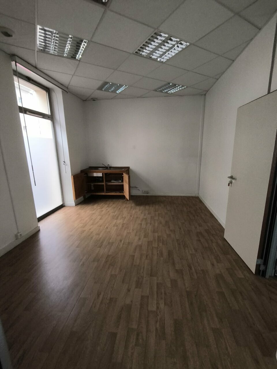 Bureaux 110 m² RDC  Excellente visibilité sur axe très passant