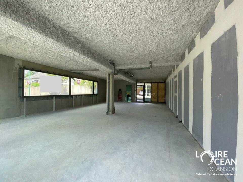 A VENDRE PIED D&rsquo;IMMEUBLE