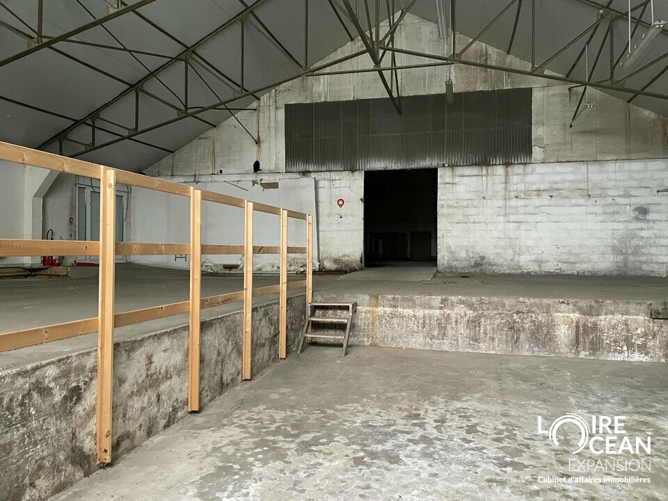 LOCAL D&rsquo;ACTIVITÉ  OPPORTUNITÉ RARE À VALLET