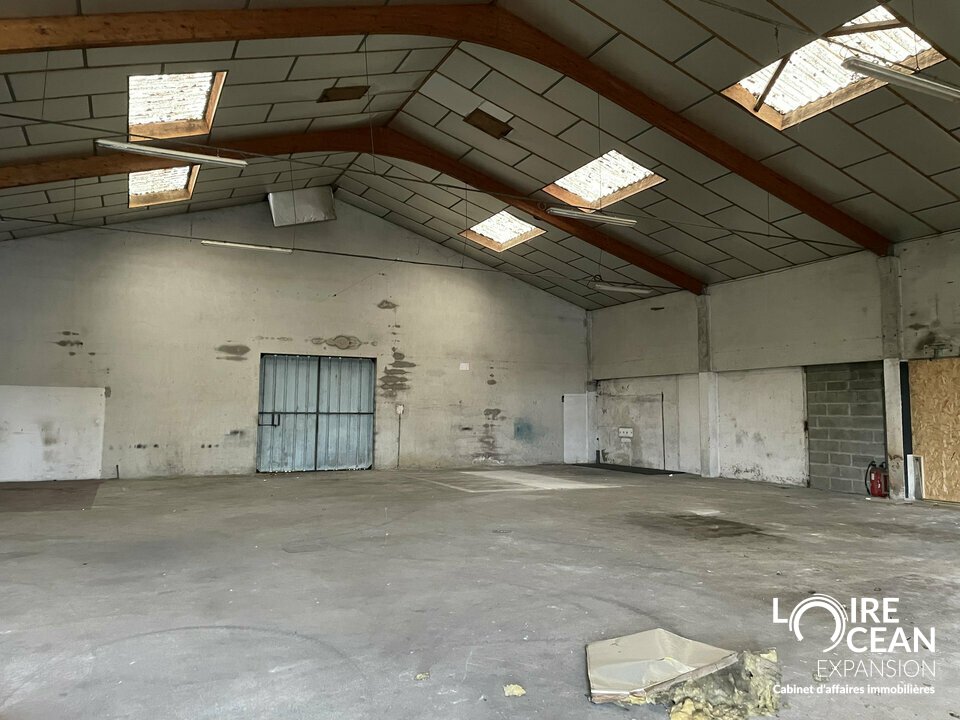 LOCAL D&rsquo;ACTIVITÉ  OPPORTUNITÉ RARE À VALLET