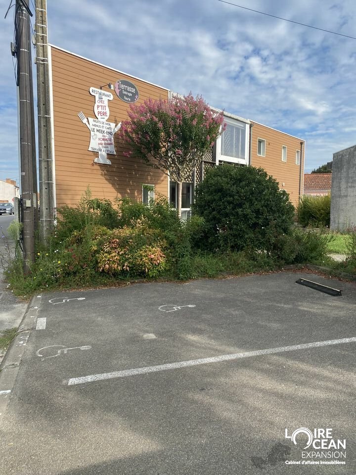 MURS COMMERCIAUX + LOGEMENT – ENSEMBLE LIBRE – FORT POTENTIEL