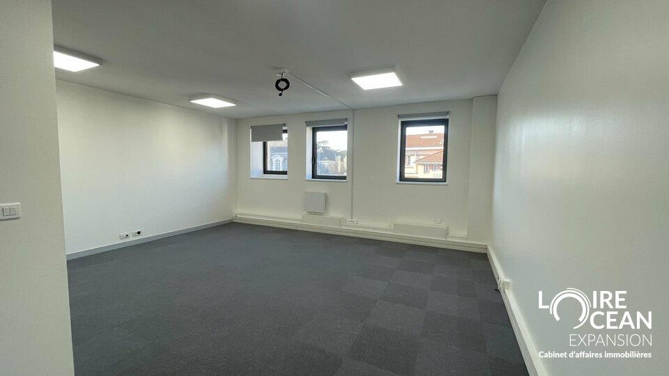Opportunité Exceptionnelle : Bureaux d&rsquo;environ 200 m² au Cur de Nantes – VILLA CAMUS