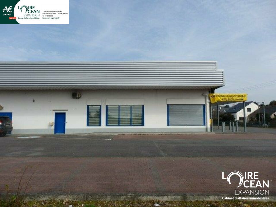 SAINT ETIENNE DE MONTLUC ( 44 )  CE LOCAL EST A LOUER POUR UNE DUREE DE UN  A TROIS ANS