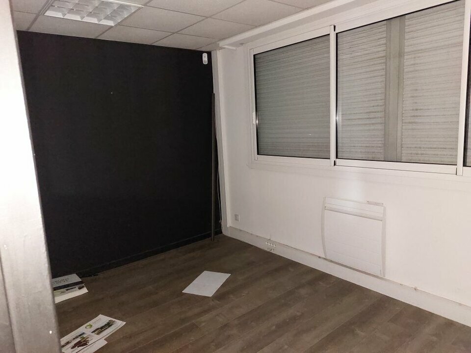 A LOUER BUREAUX
