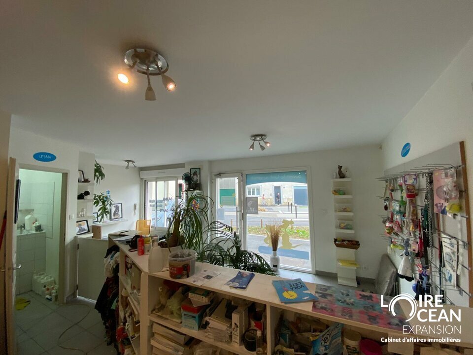 A LOUER LOCAL COMMERCIAL