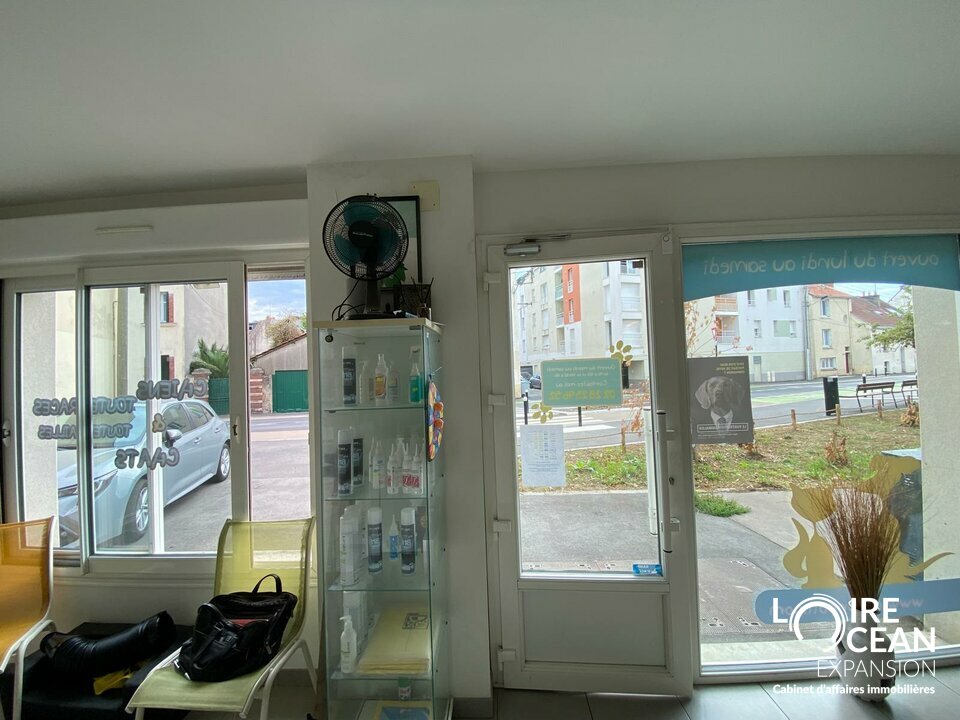 Local commercial à louer à Nantes  40 m²