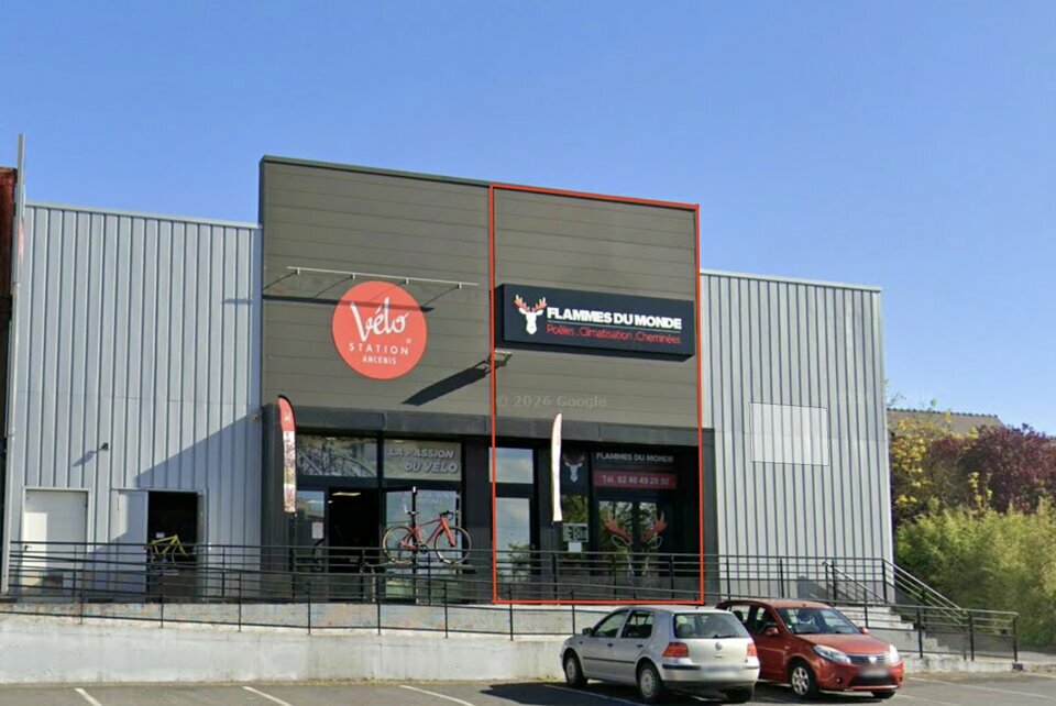 LOCAL COMMERCIAL À LOUER – AXE FRÉQUENTÉ
