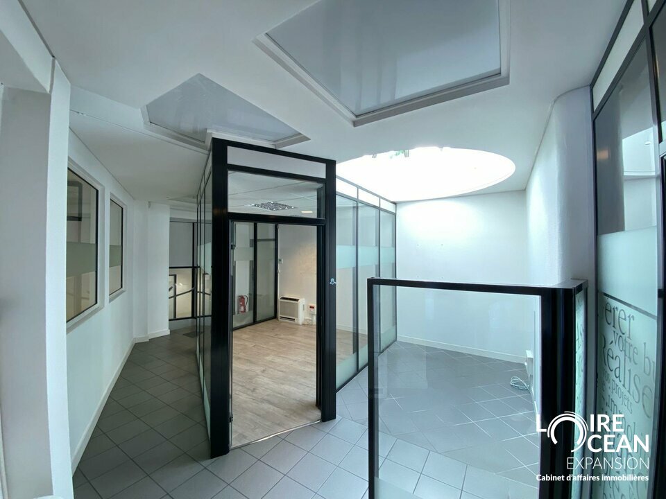 A LOUER LOCAL COMMERCIAL