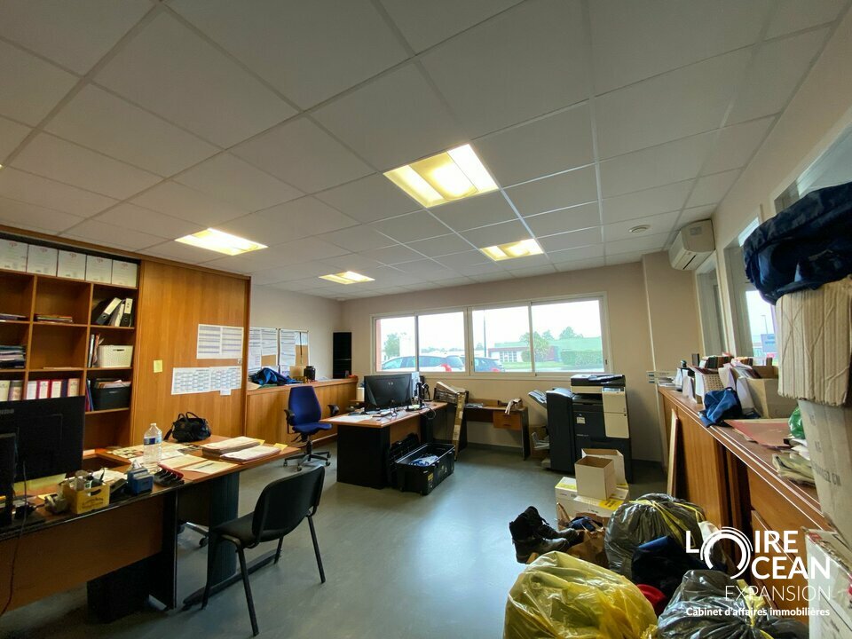 BUREAUX A LOUER / MACHECOUL
