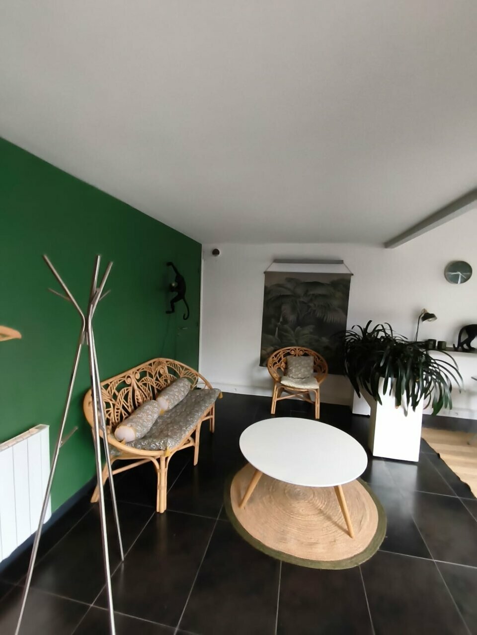 Bureaux 120 m²  Bord de Loire  Terrasse 40 m²  Visibilité axe passant