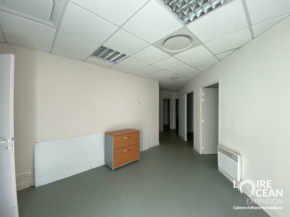 A LOUER BUREAUX