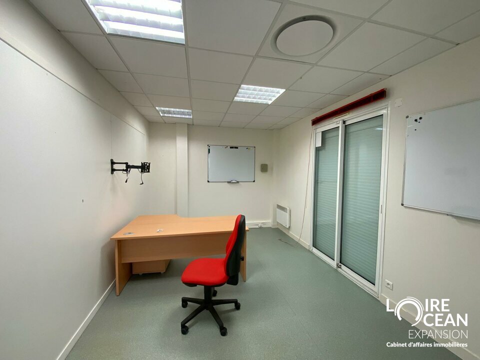 A LOUER BUREAUX