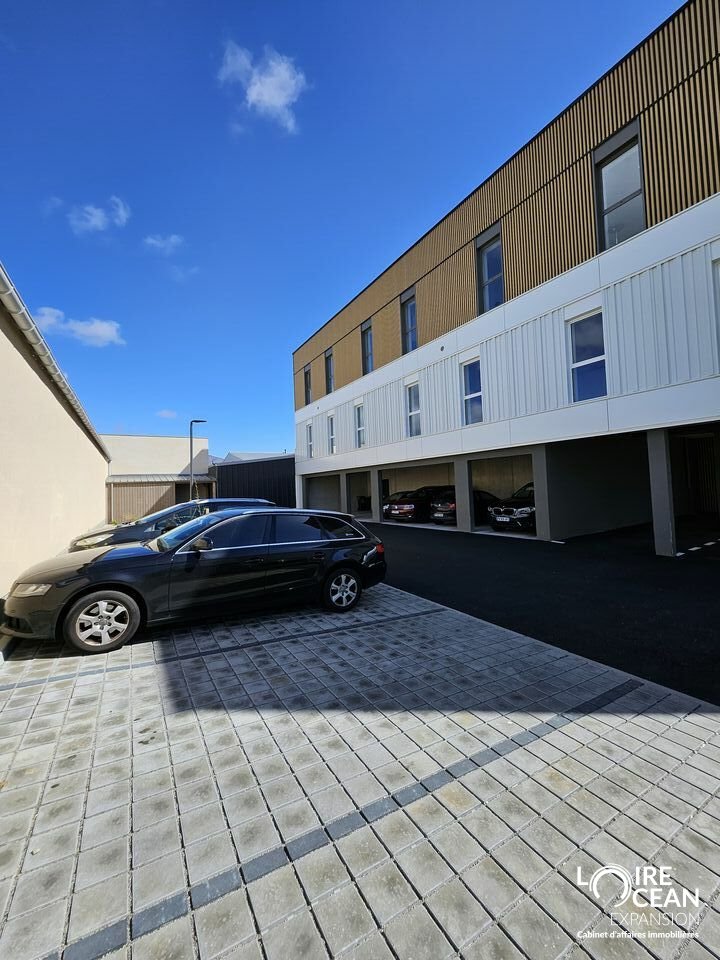 ETAGE PRIVATIF DANS IMMEUBLE NEUF