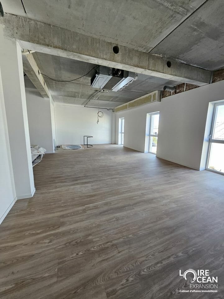 ETAGE PRIVATIF DANS IMMEUBLE NEUF