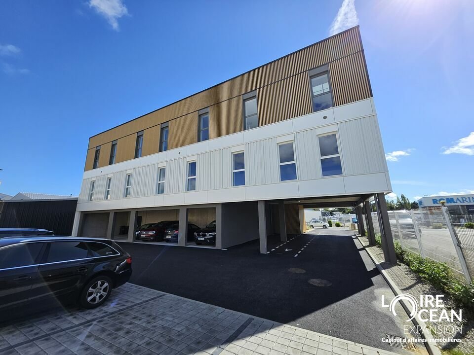 ETAGE PRIVATIF DANS IMMEUBLE NEUF