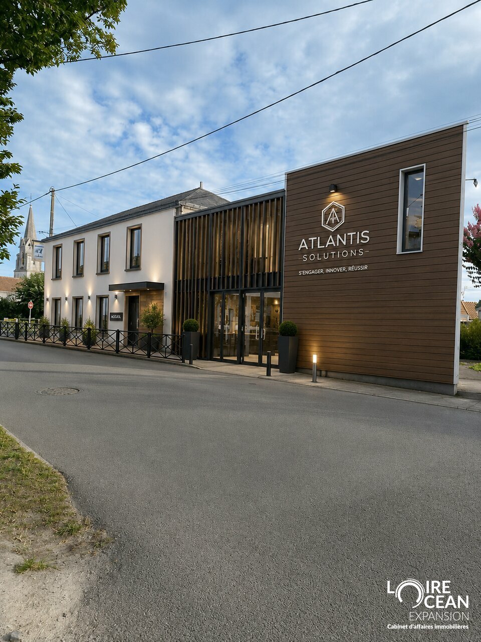 FUTUR SIÈGE D&rsquo;ENTREPRISE AVEC LOGEMENT INDÉPENDANT
